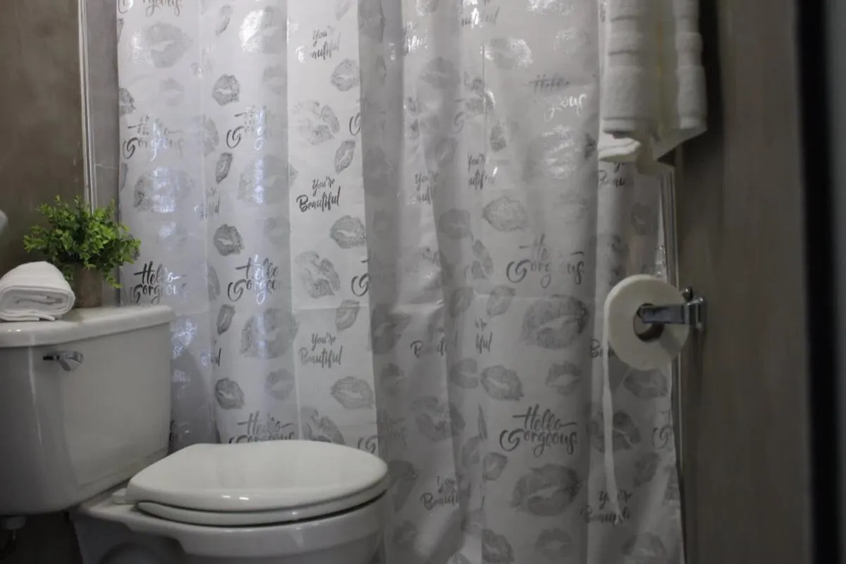 Apartamento La Placita Metro View City San Juan